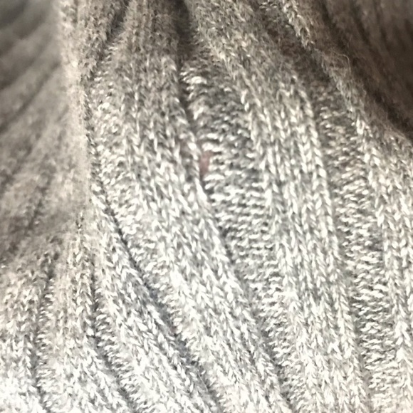 GAP Heather Gray Large Knit Cardigan Sweater with 3 Buttons - Picture 10 of 10